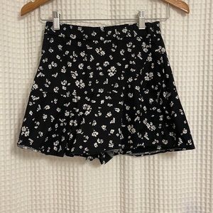 ZARA floral ruffle skort